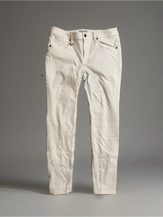 Burberry Denim - Burberry White Denim with Branded Metal Tab